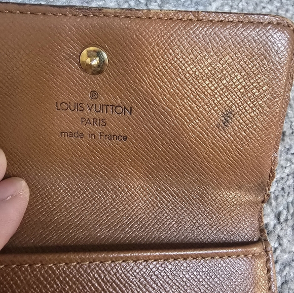 Authentic Vintage Louis Vuitton Wallet Leather Luxury - Picture 5 of 10